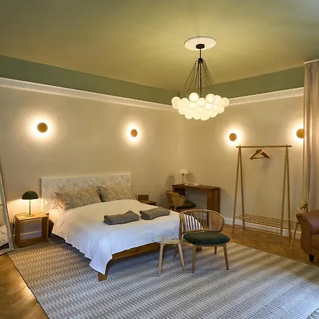 Belle Vista Apartment