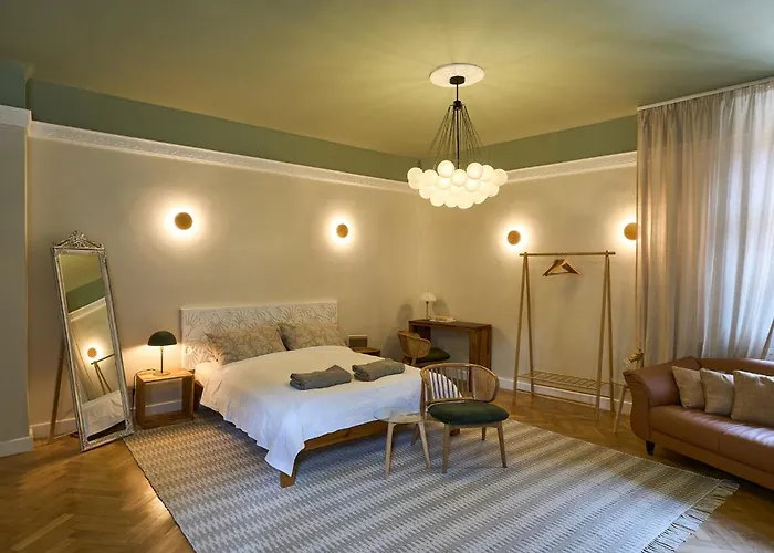 Belle Vista Apartment